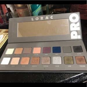 Makeup.Lorac Pro 2 Eyeshadow palette
